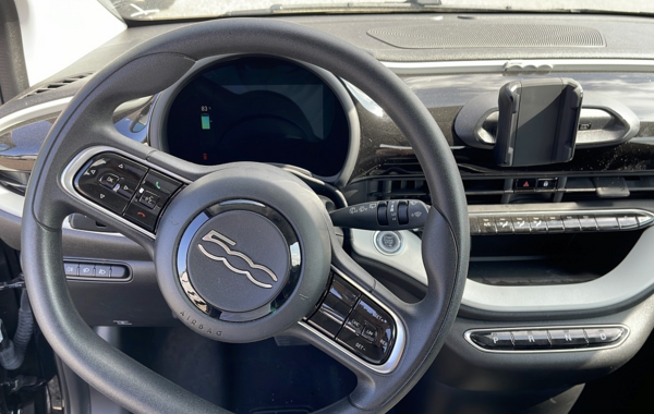 fiat-500-e-95ch-action - 57018575