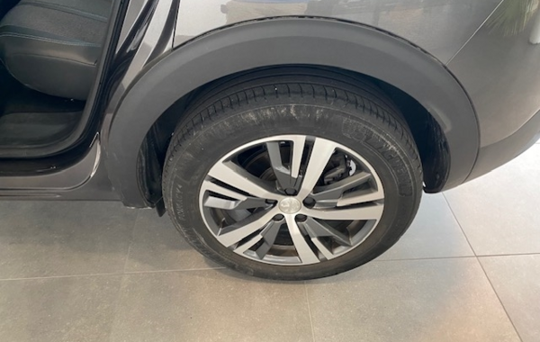 peugeot-3008-1-2-puretech-130ch-s-s-allure-pack-eat8 - 58318575