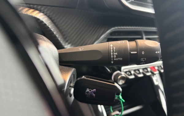 peugeot-2008-1-2-puretech-100ch-s-s-active-pack - 58458575