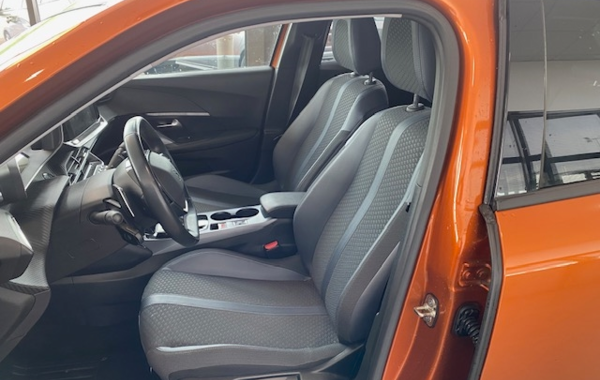 peugeot-2008-1-2-puretech-130ch-s-s-allure-eat8 - 58738575