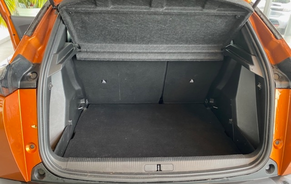 peugeot-2008-1-2-puretech-130ch-s-s-allure-eat8 - 58738575