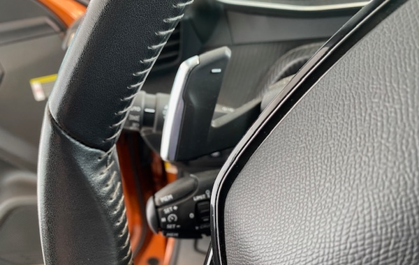 peugeot-2008-1-2-puretech-130ch-s-s-allure-eat8 - 58738575