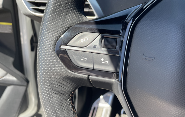 peugeot-3008-1-2-puretech-130ch-e6-c-gt-line-s-s - 60218575