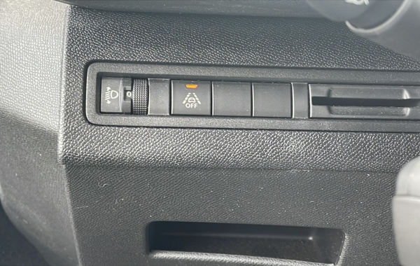 peugeot-3008-1-5-bluehdi-130ch-s-s-allure-pack - 61968575