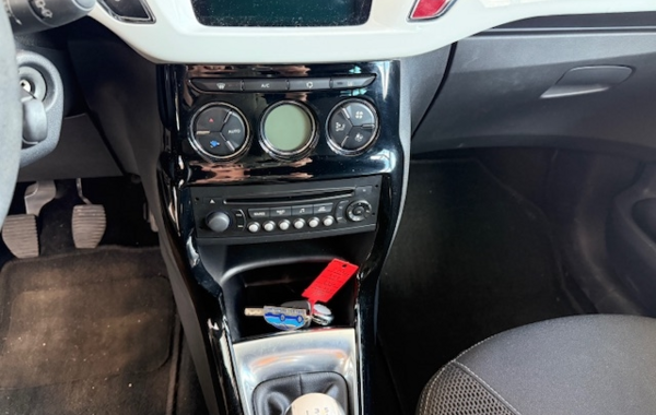 citroen-ds3-puretech-82ch-so-chic - 62588575