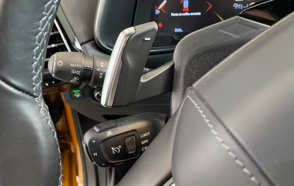 ds-ds-7-crossback-puretech-180ch-grand-chic-automatique-10cv - 63208575