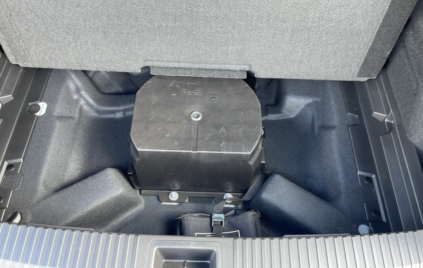 renault-austral-1-2-e-tech-full-hybrid-200ch-techno-24 - 63218575