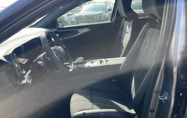 renault-austral-1-2-e-tech-full-hybrid-200ch-techno-24 - 63218575