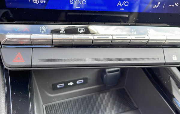 renault-austral-1-2-e-tech-full-hybrid-200ch-techno-24 - 63218575