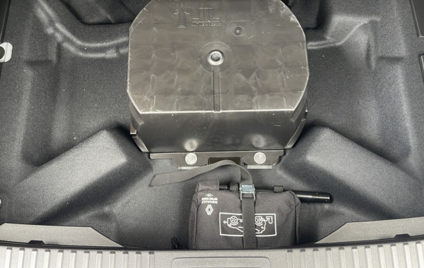 renault-austral-1-2-e-tech-full-hybrid-200ch-techno-24 - 63228575