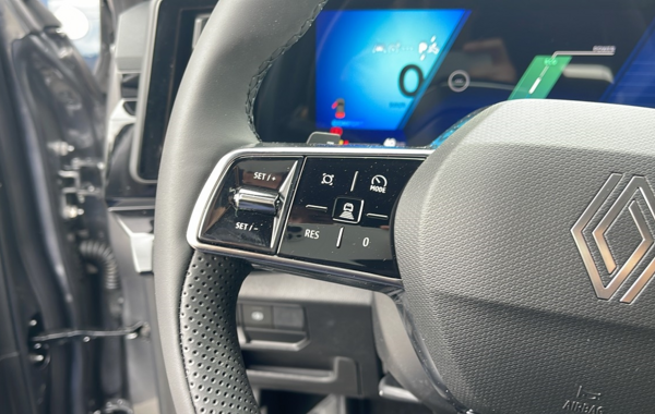 renault-austral-1-2-e-tech-full-hybrid-200ch-techno-24 - 63228575