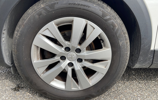 peugeot-3008-1-5-bluehdi-130ch-s-s-active-business-eat8 - 63438575