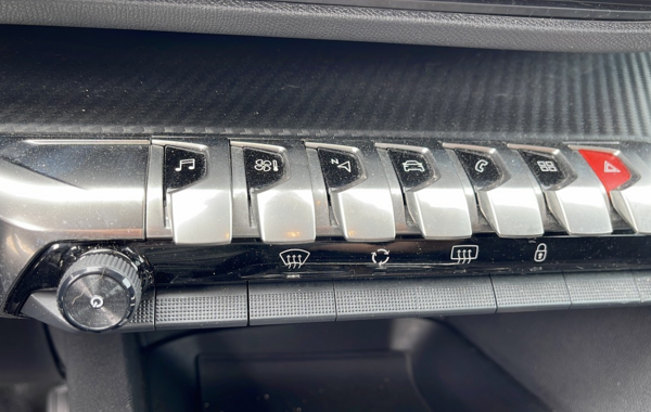 peugeot-3008-1-5-bluehdi-130ch-s-s-active-business-eat8 - 63438575