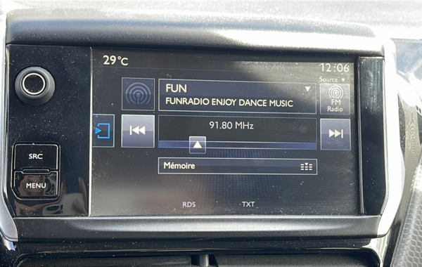 peugeot-208-1-2-puretech-82ch-style-5p - 63598575