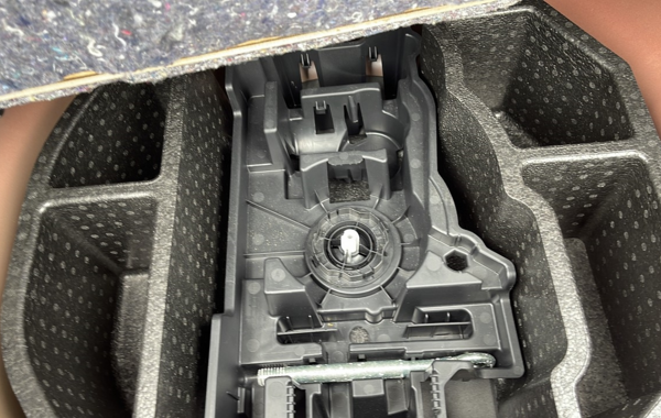 peugeot-208-1-2-puretech-100ch-s-s-style-eat8 - 64398575