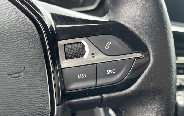 peugeot-208-1-2-puretech-100ch-s-s-style-eat8 - 64398575