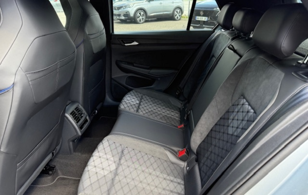 volkswagen-golf-viii-2-0-tdi-150ch-r-line-dsg7 - 64428575