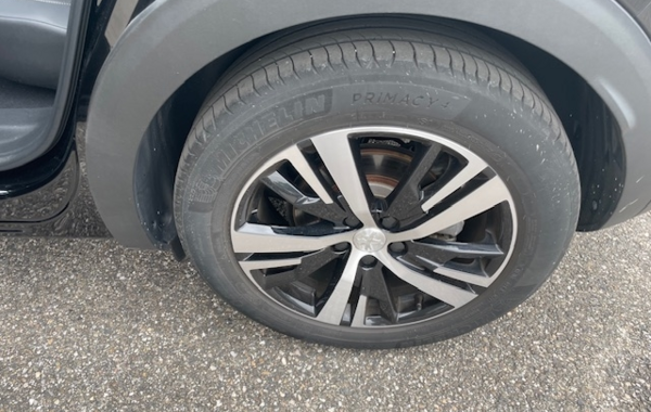 peugeot-3008-1-5-bluehdi-130ch-s-s-gt-eat8 - 64568575