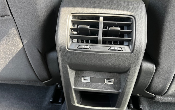 peugeot-308-sw-1-5-bluehdi-130ch-s-s-allure-eat8 - 64778575