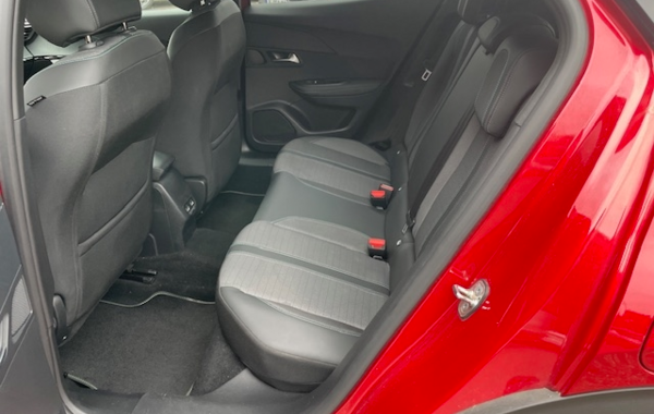 peugeot-2008-1-5-bluehdi-130ch-s-s-allure-eat8 - 64948575