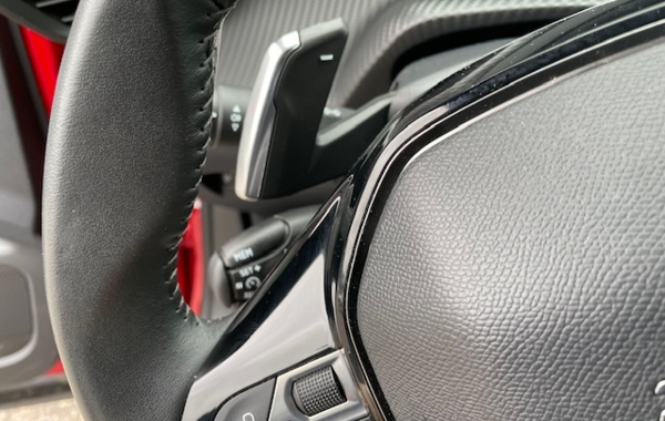 peugeot-2008-1-5-bluehdi-130ch-s-s-allure-eat8 - 64948575