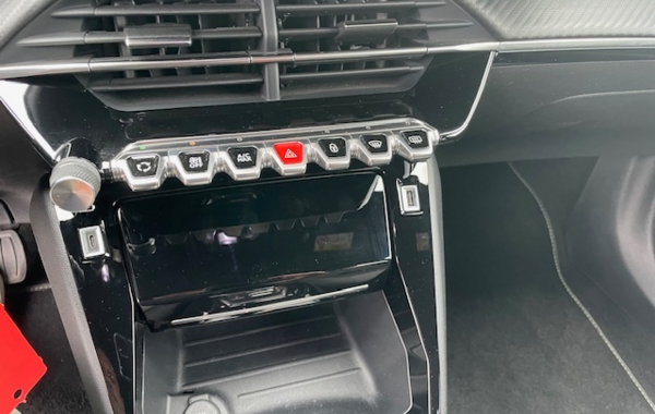 peugeot-2008-1-5-bluehdi-130ch-s-s-allure-eat8 - 64948575