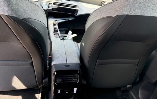 peugeot-5008-hybrid-145ch-allure-e-dcs6 - 64968575