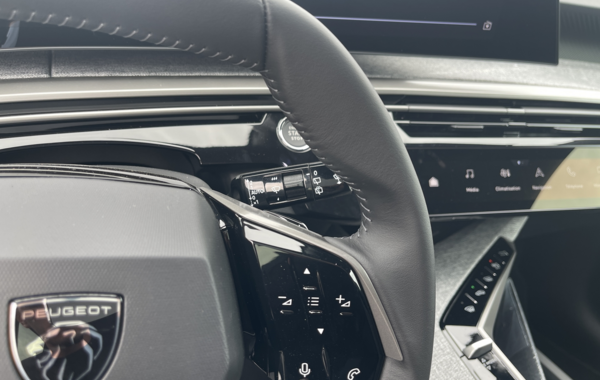 peugeot-5008-hybrid-145ch-allure-e-dcs6 - 65518575