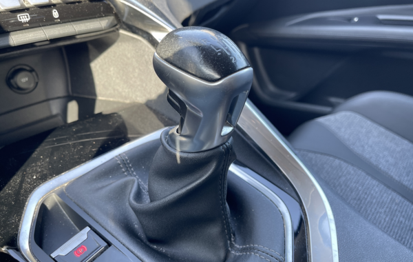 peugeot-3008-1-5-bluehdi-130ch-s-s-allure - 65598575