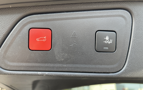 peugeot-3008-1-5-bluehdi-130ch-s-s-allure - 65598575