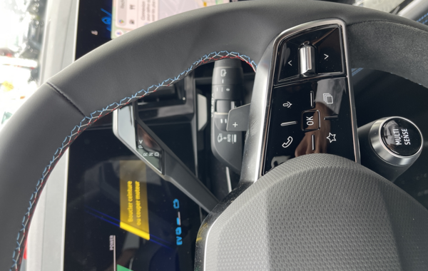 renault-austral-1-2-e-tech-full-hybrid-200ch-esprit-alpine-25 - 65808575