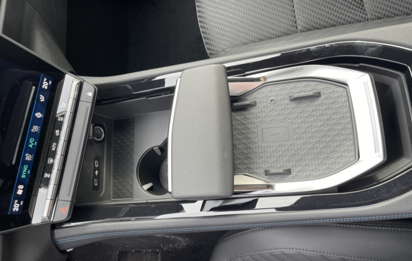 renault-austral-1-2-e-tech-full-hybrid-200ch-esprit-alpine-25 - 65808575