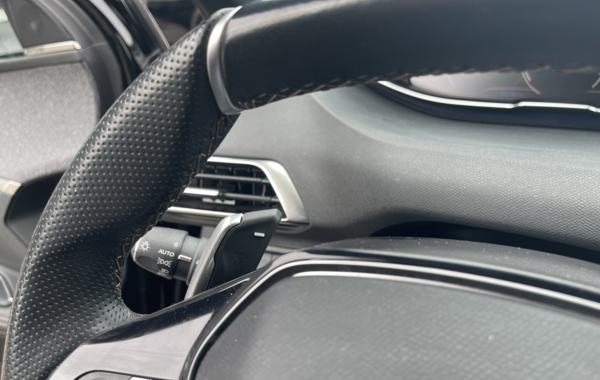 peugeot-5008-1-5-bluehdi-130ch-e6-c-gt-line-s-s-eat8 - 65938575